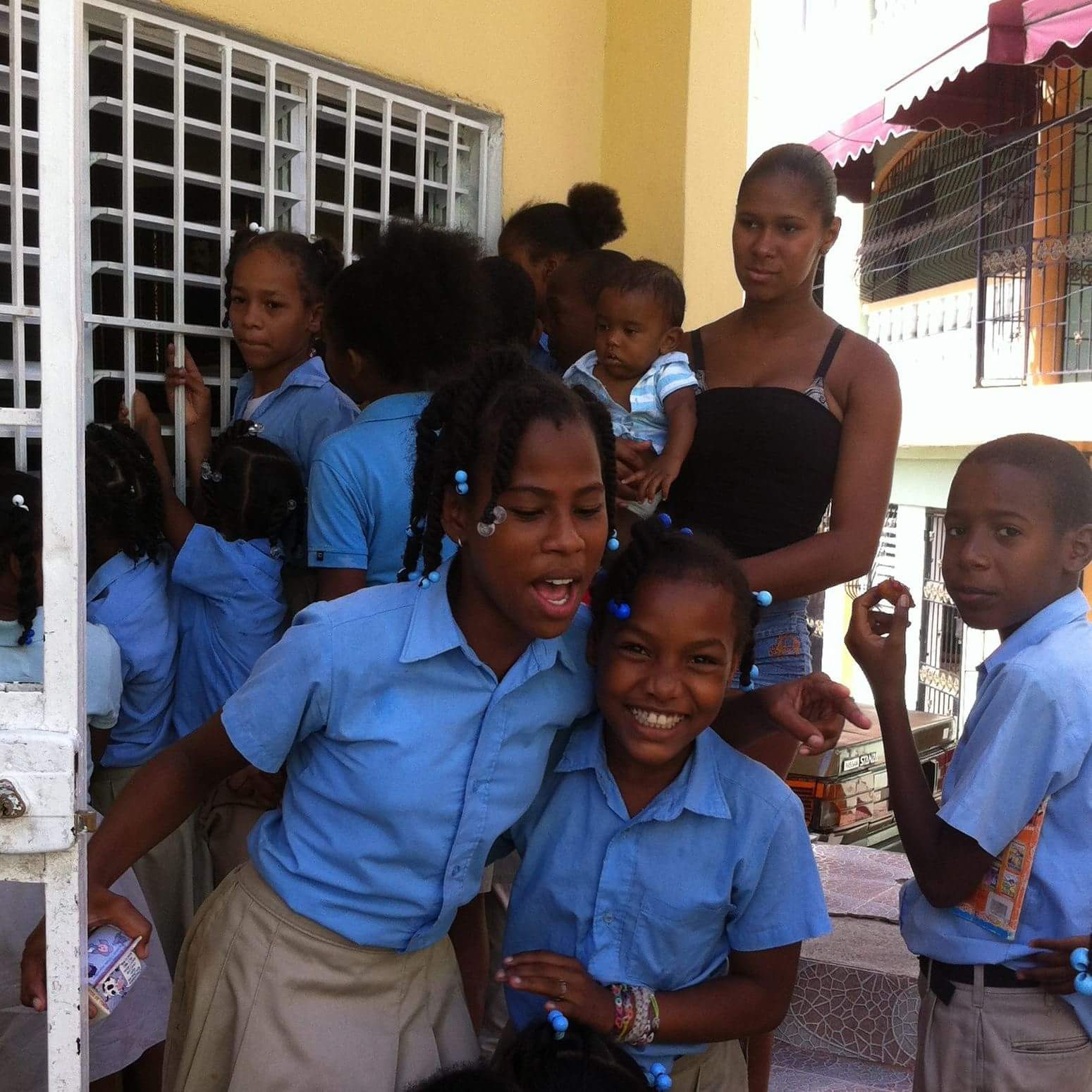 Haina Elementary School Building Sustainable Borders
